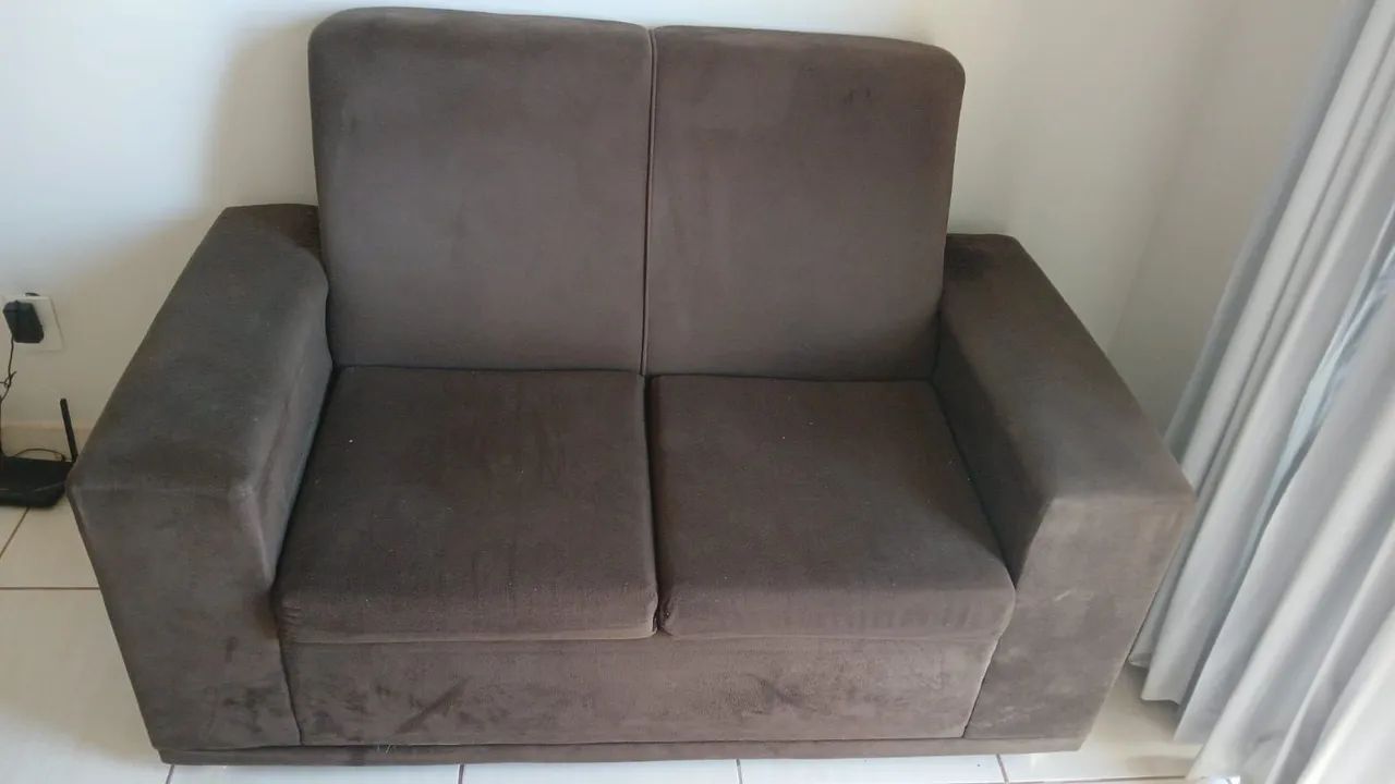 Sofá 2 lugares quase novo