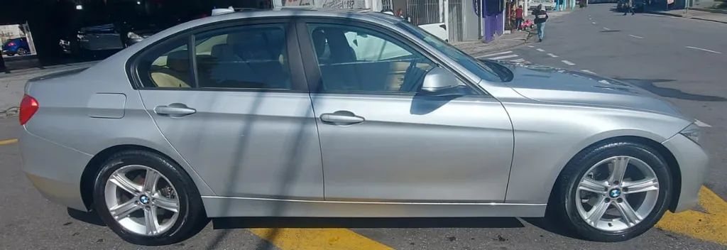 BMW 320I 320i 2014 - Foto 3