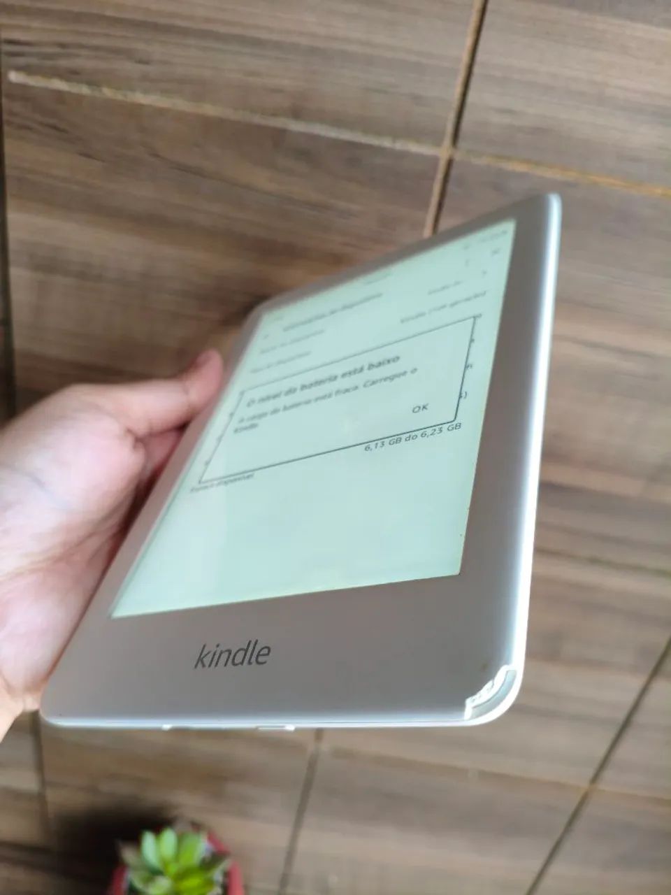 Kindle 10ª geração branco - 2020  - Foto 4