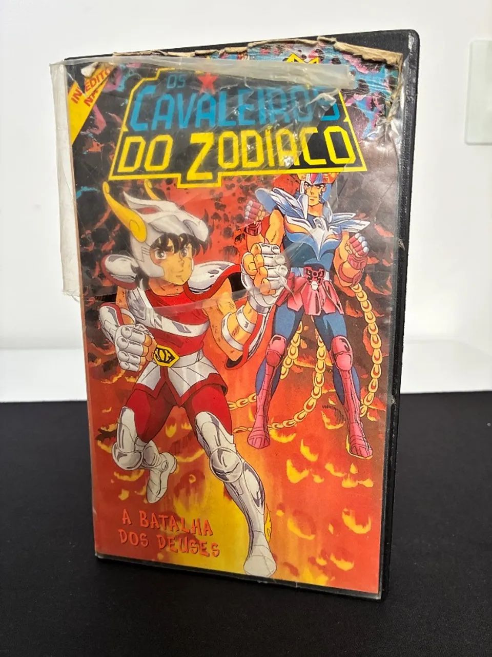 Cavaleiros do Zodíaco - VHS A batalha dos deuses - DVD, Blu-Ray e