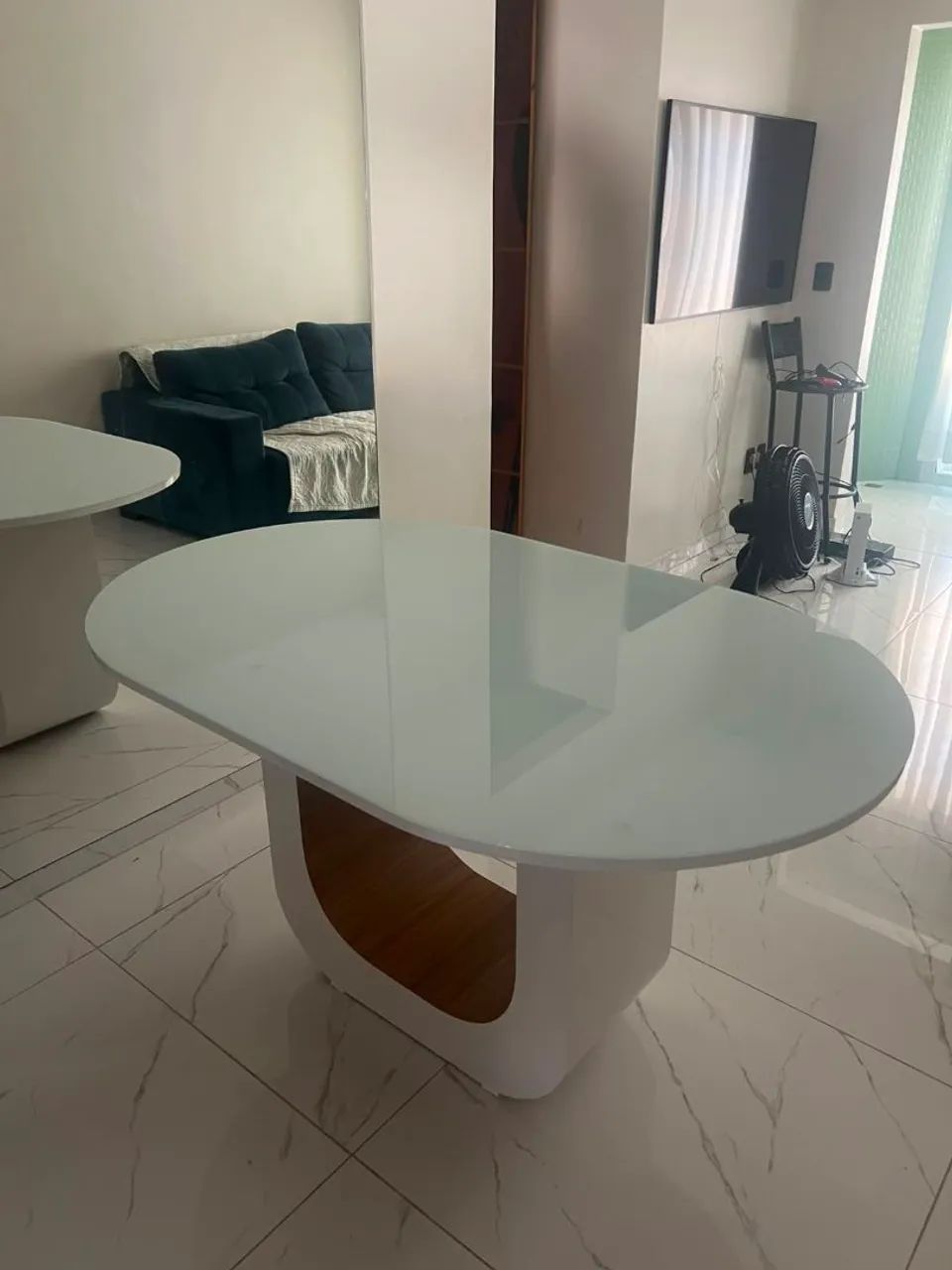 Mesa de Jantar Oval Luxo com Vidro Laqueado  - Foto 2