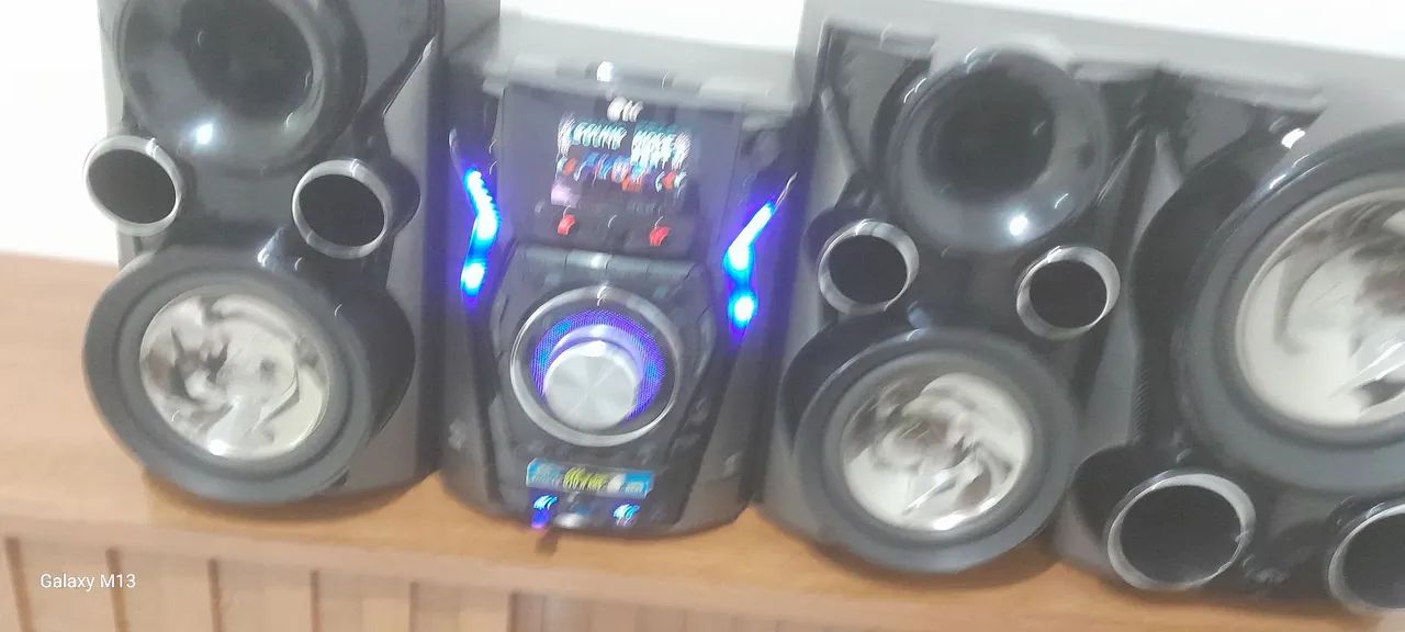 MINI SYSTEM LG XBOOM MCT806 - 810W RMS - Foto 4