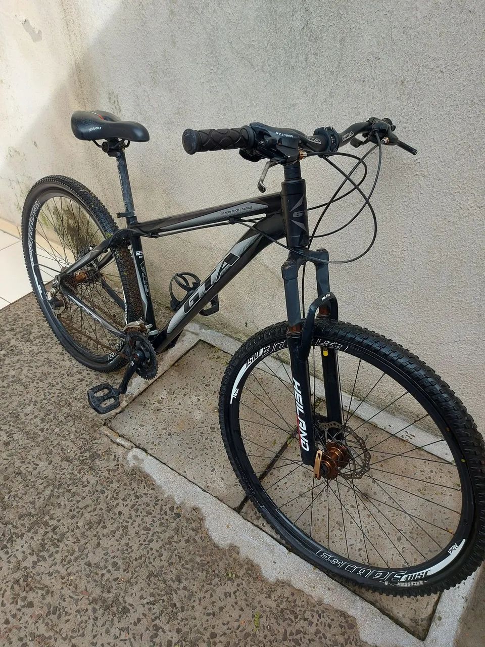 Vendo bicicleta gta - Foto 2