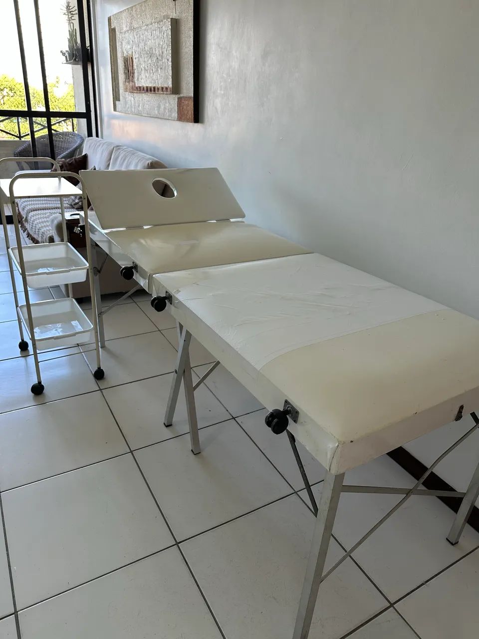 Maca de massagem e carrinho auxiliar  - Foto 3
