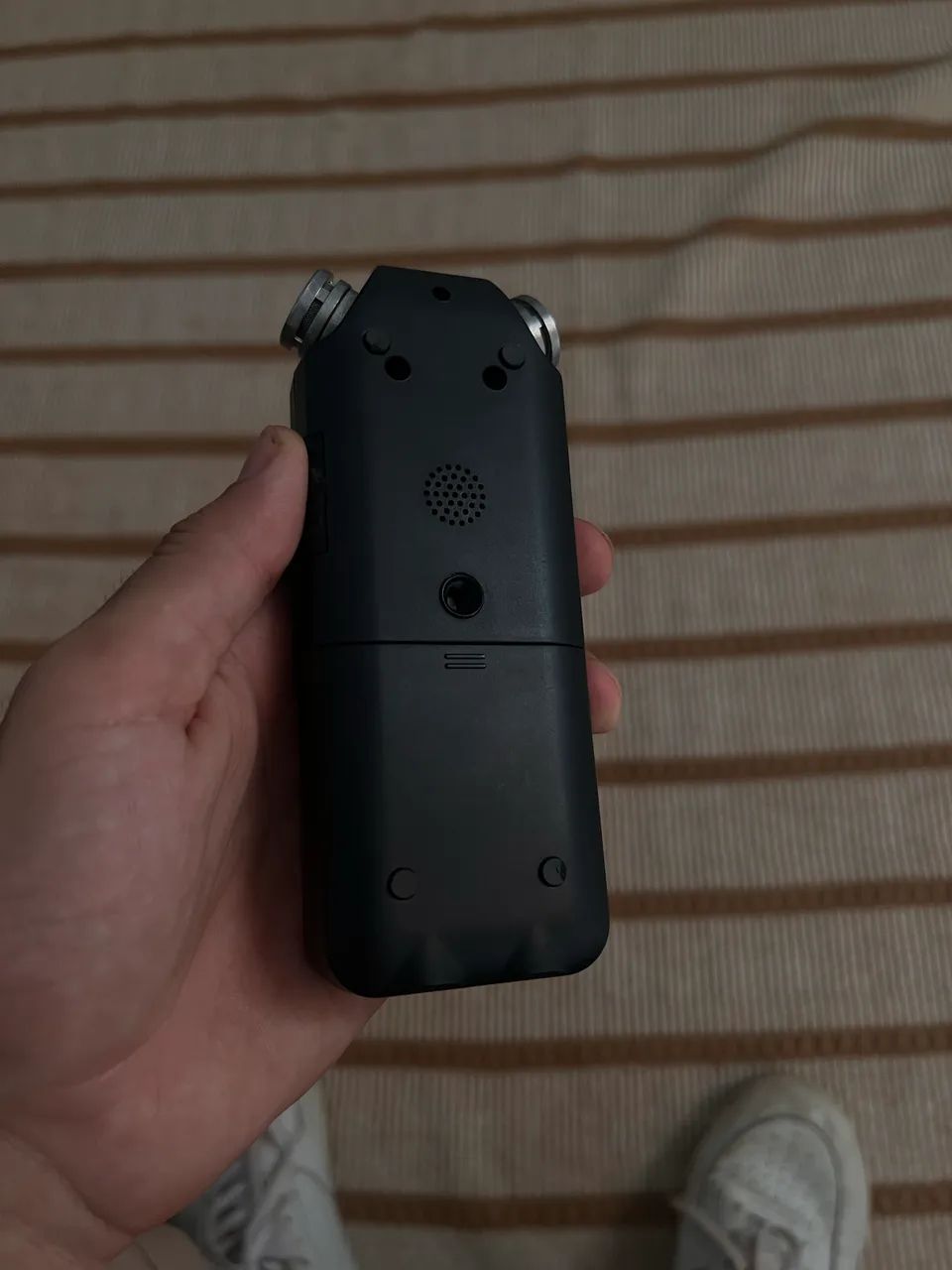 Gravador de áudio digital USB com interface estéreo Tascam DR05x, cor preta - Foto 2