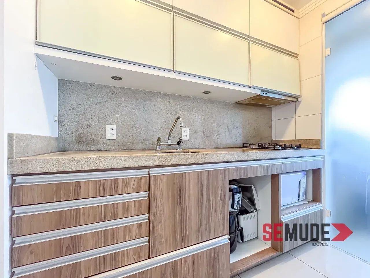 Imóvel para venda possui 63 m² com 2 quartos em Trindade - Florianópolis - SC - Foto 3