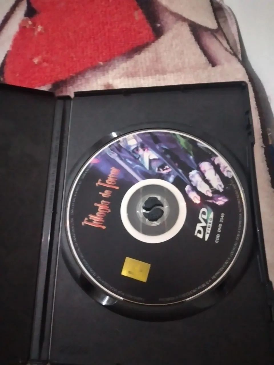 DVD John Carpenter " Trilogia do Terror - Foto 3