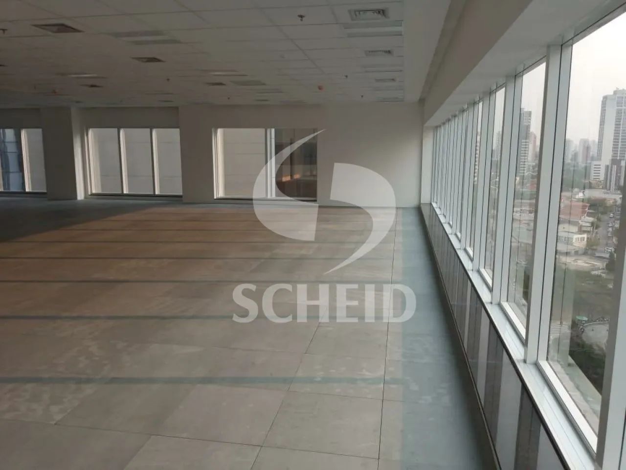 CONJUNTO COMERCIAL, 266 M², 2 SALAS, 2 BANHEIROS, COPA, AR CONDICIONADO,16 VAGAS.