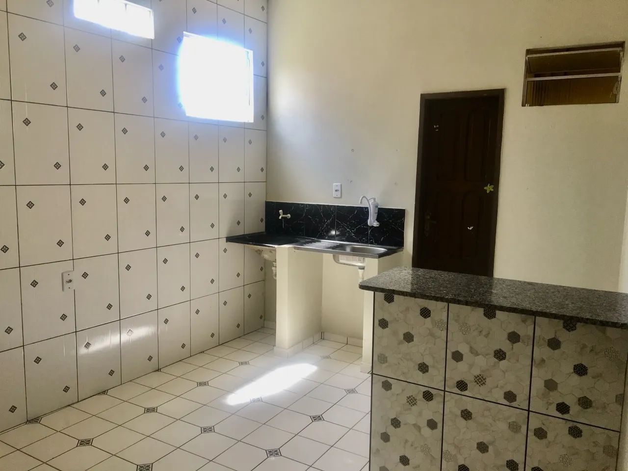 Kitnet Sem Divisão  - Foto 2
