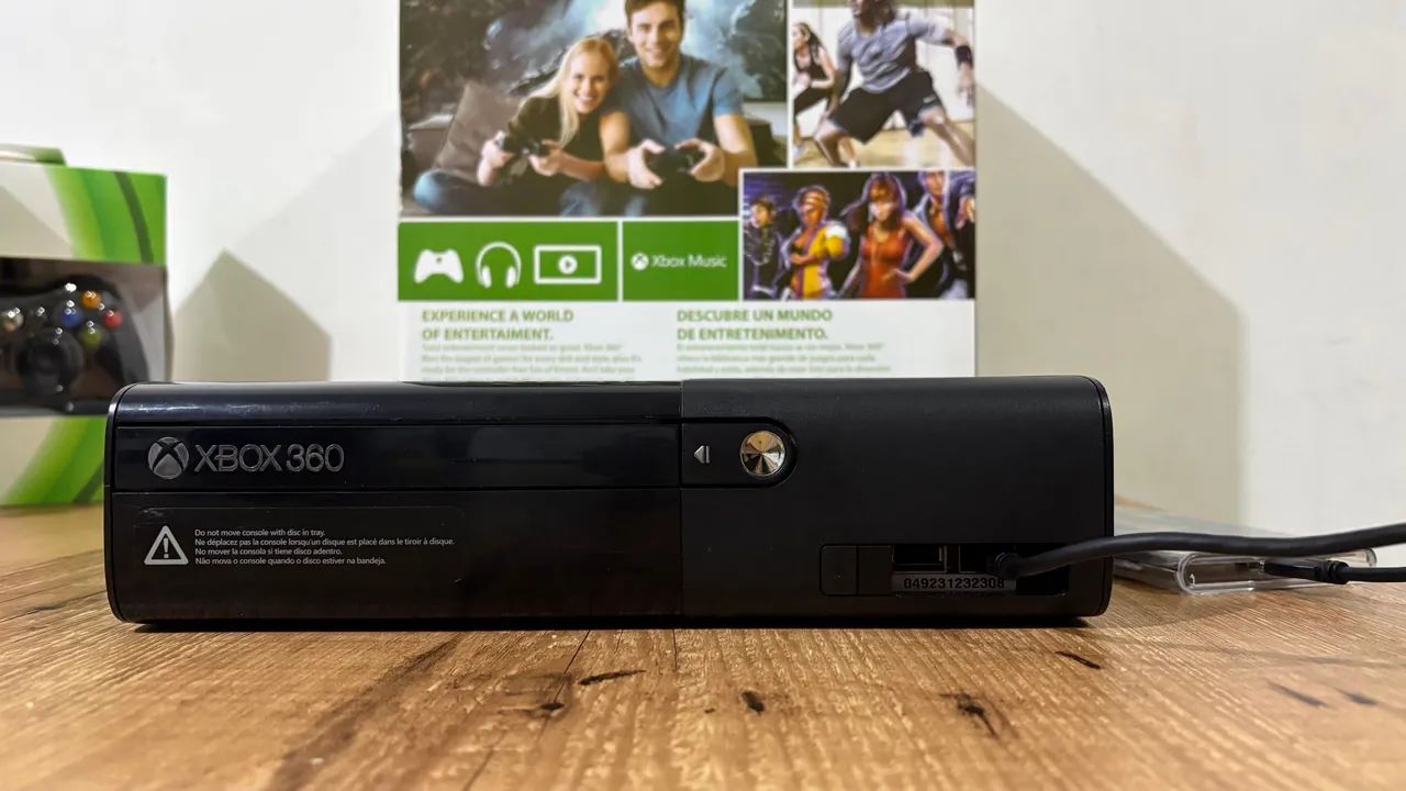 Xbox 360 + Hd Com Jogos