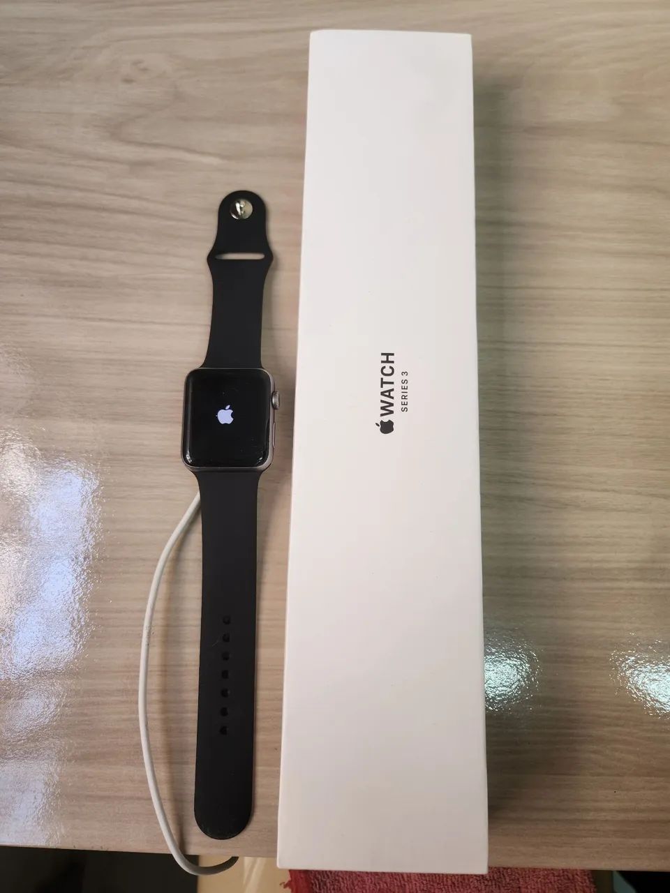 Apple Watch Series 3 42mm com defeito - Foto 2