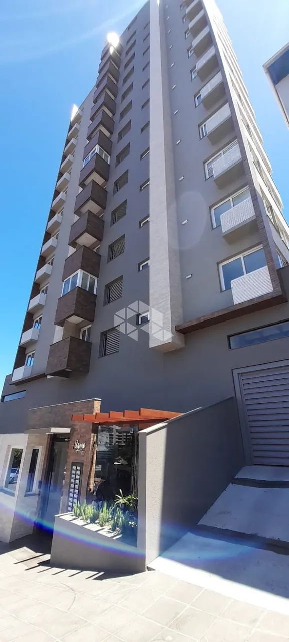 Apartamento de 02 dormitórios, sendo 01 suíte