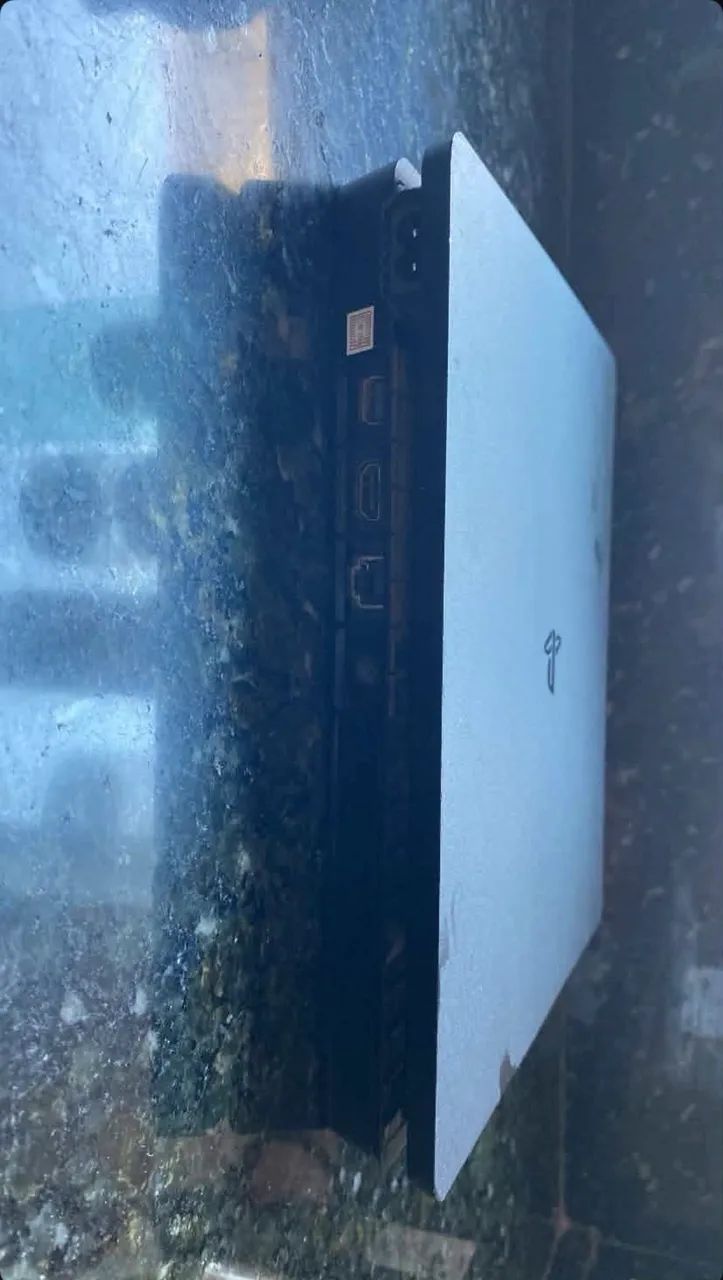 ps4! com jogos inclusos - Foto 5