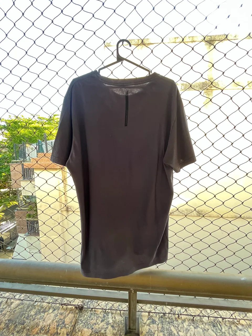 Camisa Calvin Klein azul escuro - Foto 3