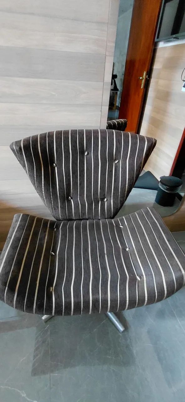 Poltrona de sala - Foto 2