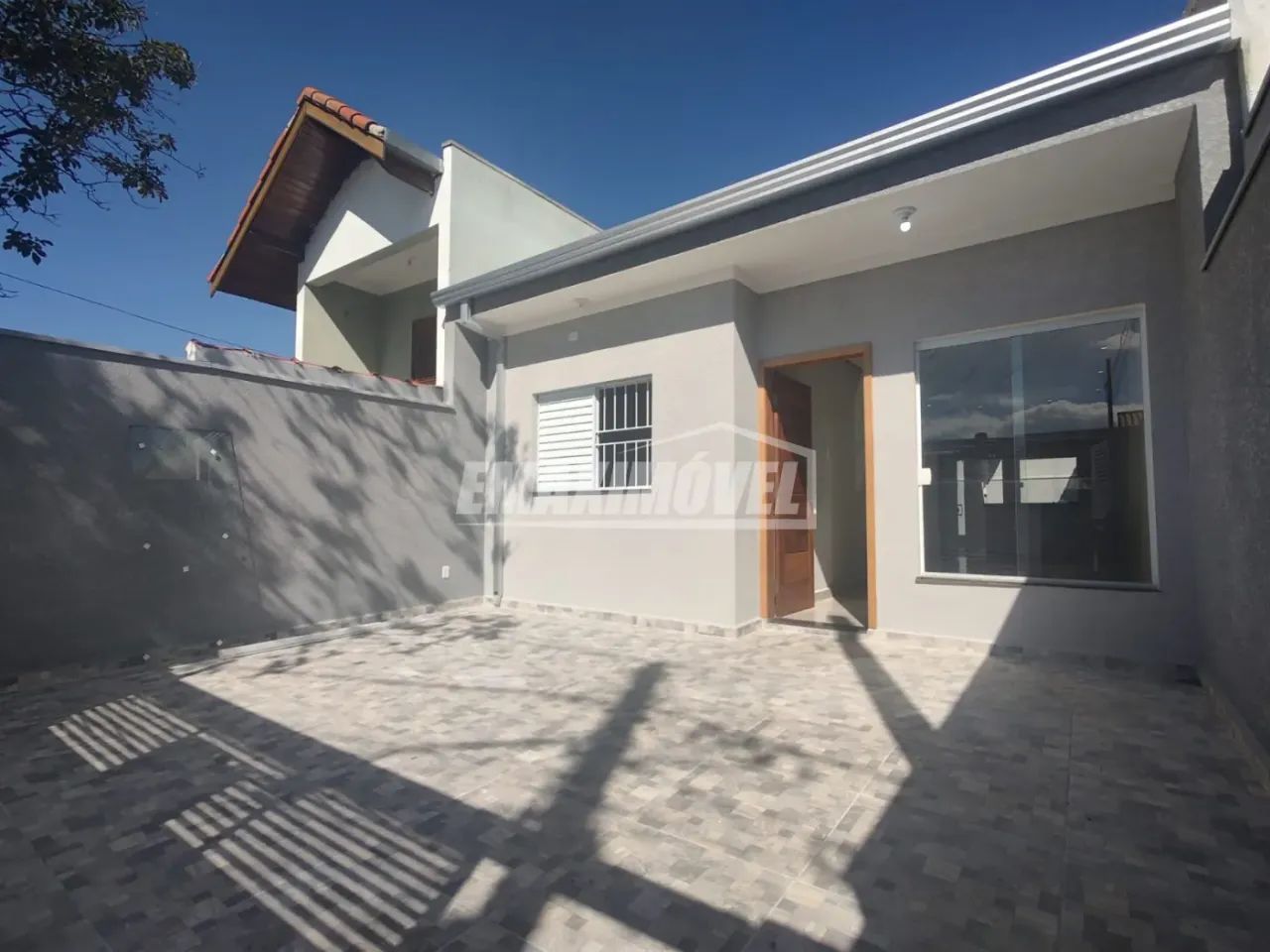 Casa com 3 Quartos, 1 suíte e 2 vagas - Residencial Vila Amato - Foto 2