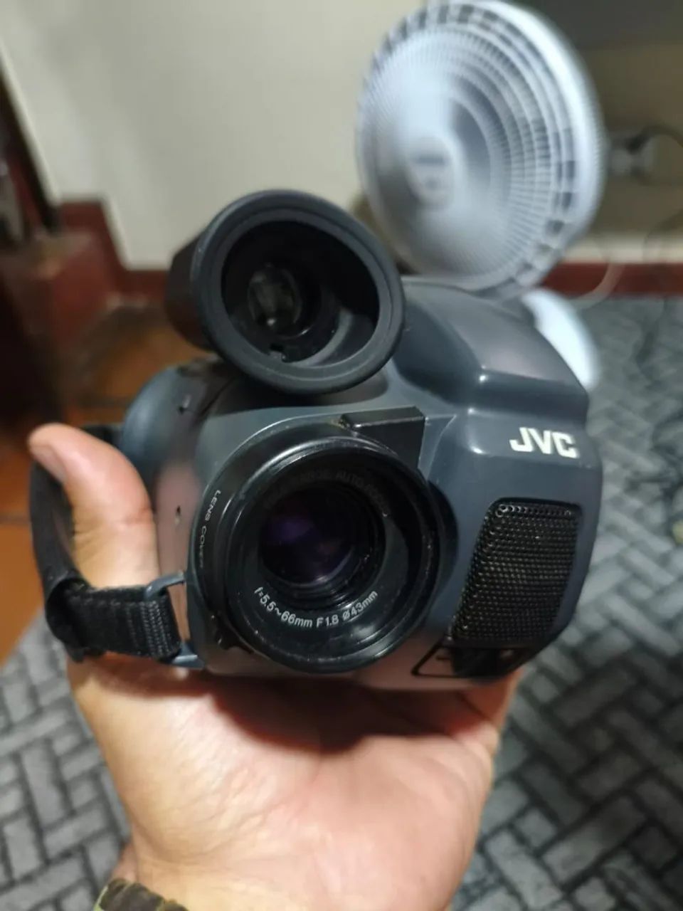 Filmadora JVC do tipo  Compacto Vhs - Foto 4