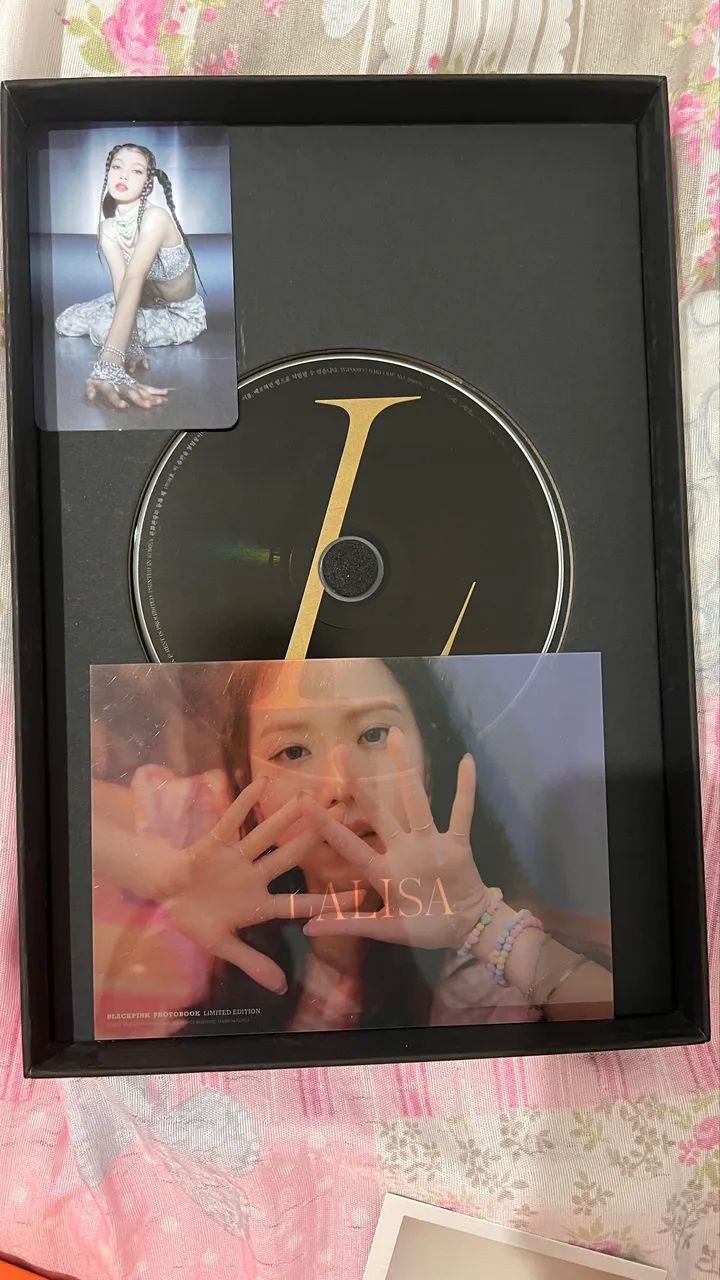 Álbum lalisa blackpink black - Foto 2