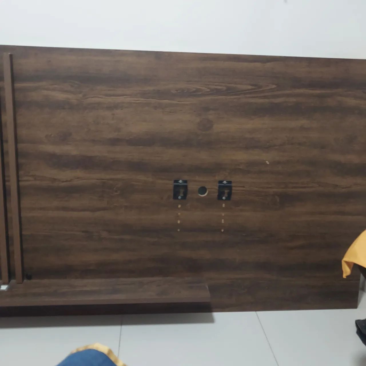 Vendo um painel de parede 