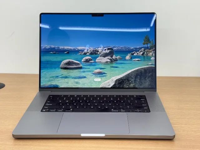 MacBook Pro 2021 16 Polegadas - 16GB - 1TB SSD - M1 PRO