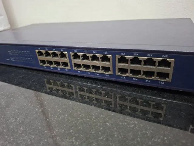 Switch Rede 24 portas (Trellis) - 10/100  - Foto 5