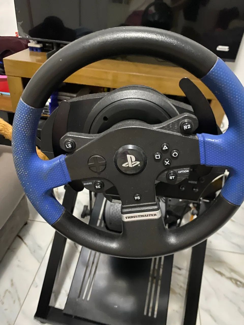 VOLANTE Thrustmaster
