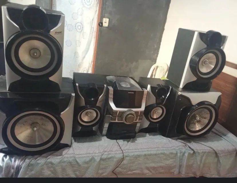 Caixa de som com Home theater