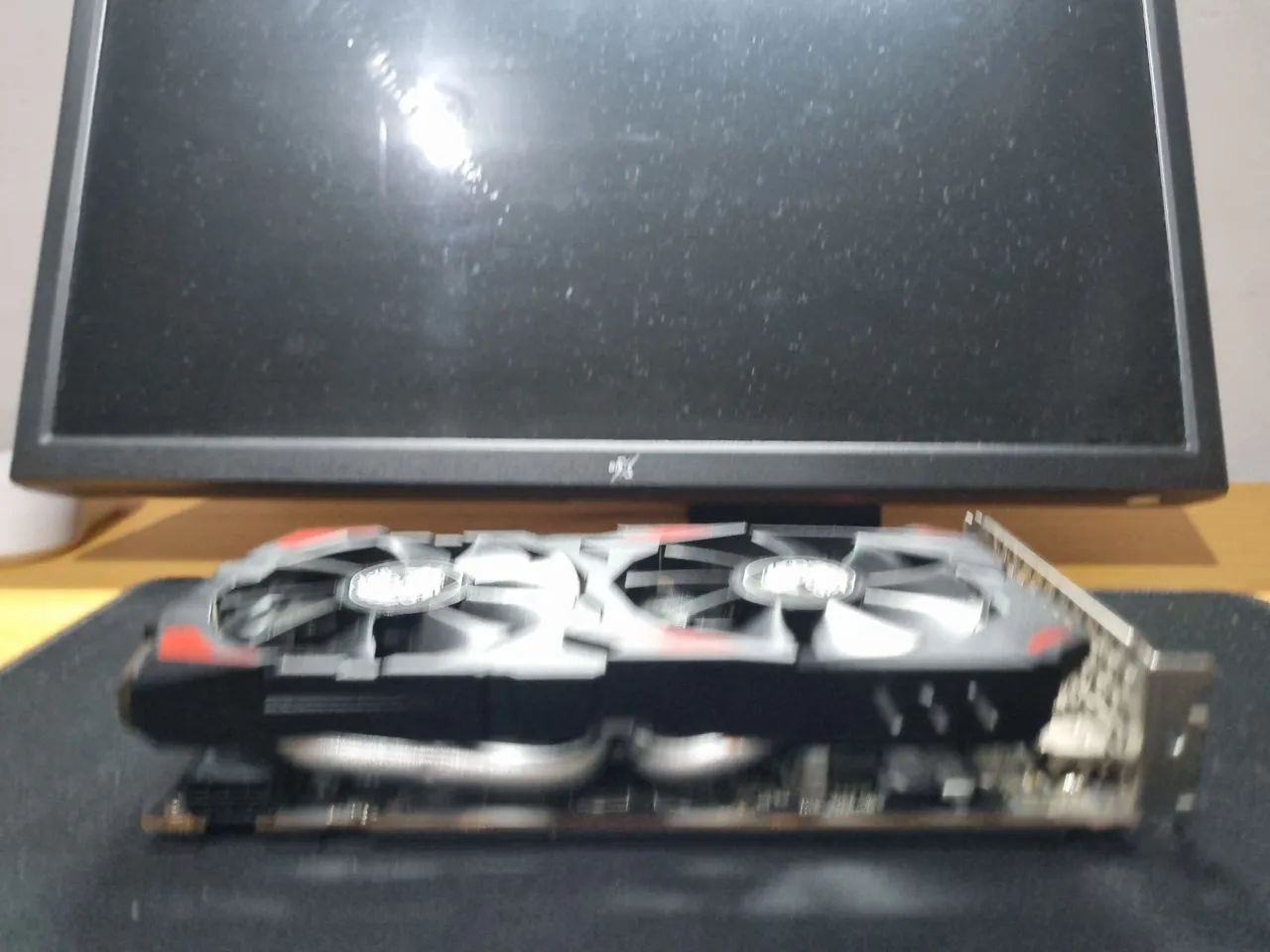 Rx 580 - Foto 2