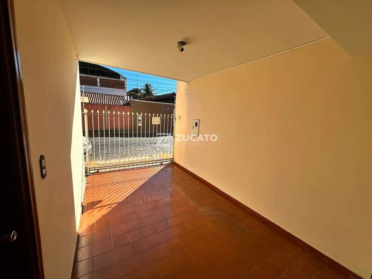 Sobrado à venda, 126m² - Uberaba - Foto 2