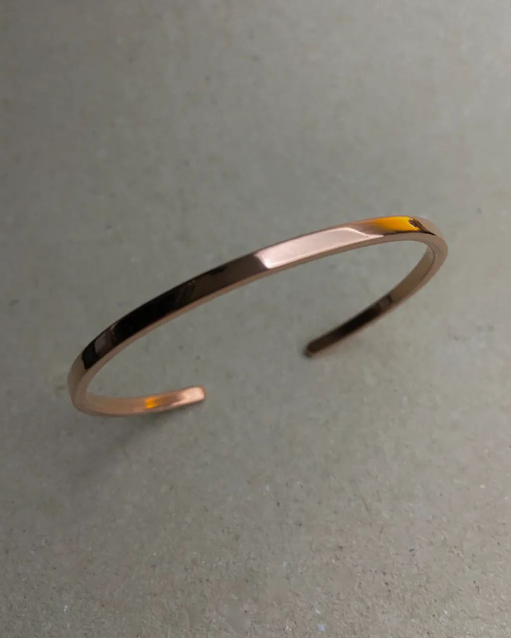Pulseira de cobre fininha