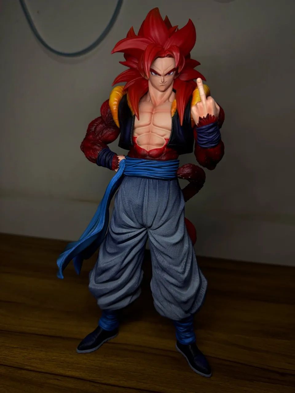 Vendo gogeta action figure do dragon ball - Foto 4