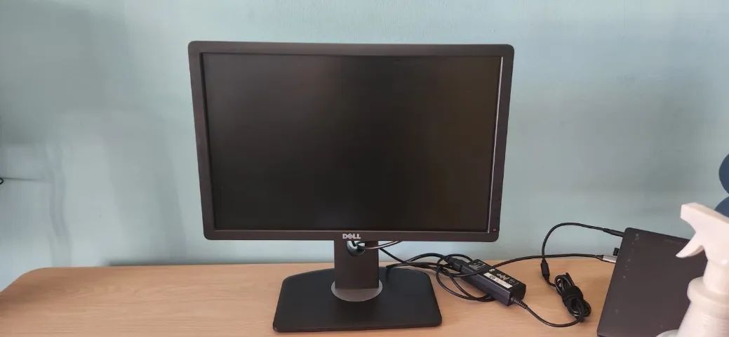 Monitor Dell 19 Polegadas P1913t - DisplayPort e Base Ajustável