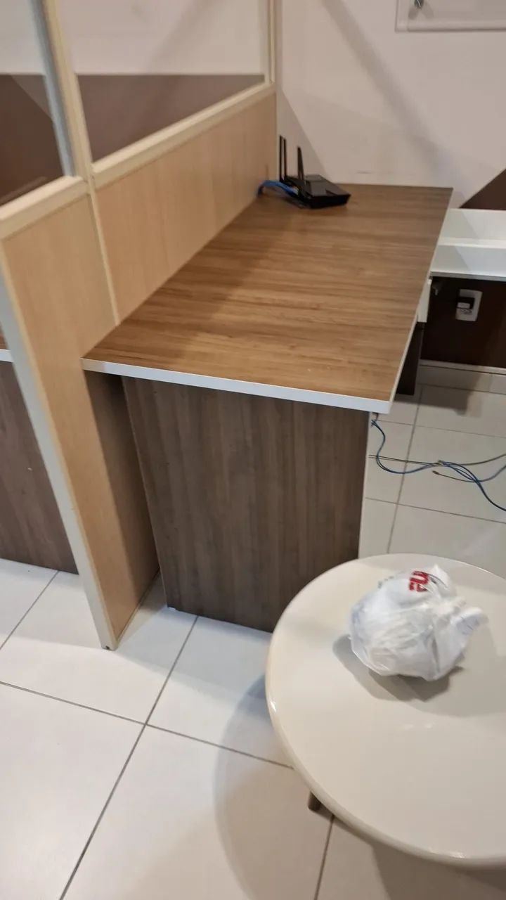 ?Mesa de Escritório Amadeirada 1,30m com 2 Gavetas