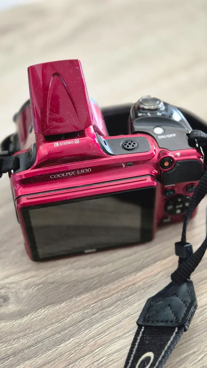 Câmera Nikon Coolpix L830 - Superzoom 34x Full HD - Câmeras e
