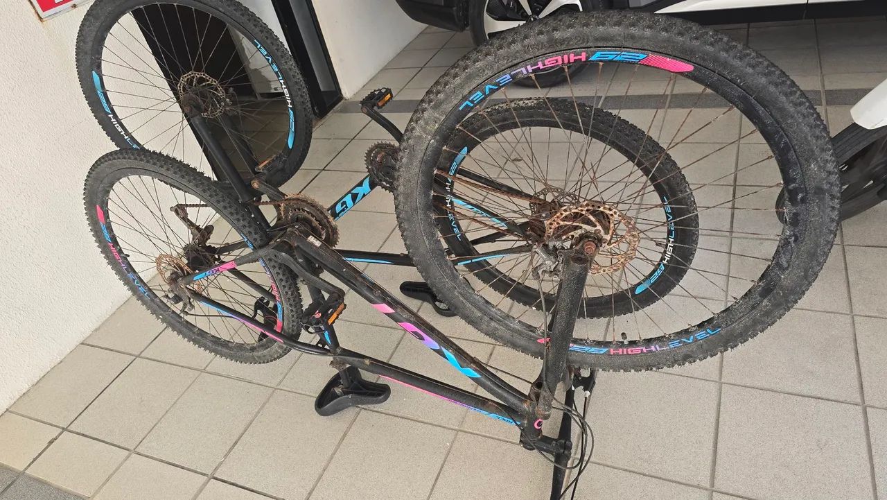 Bicicleta Aro 29 Aço Carbono KGT - Foto 3