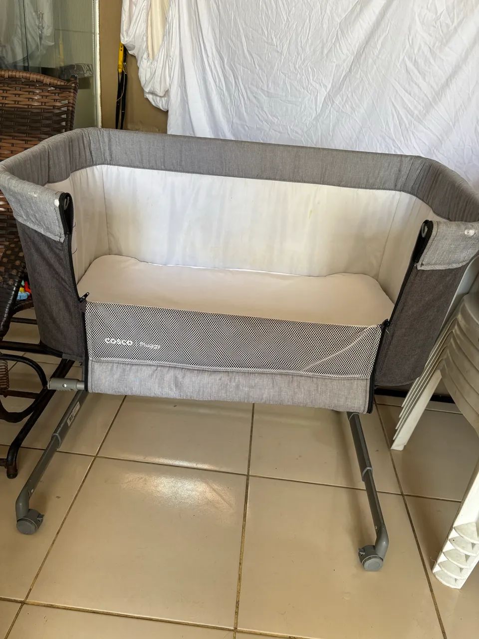 Vendo berço co-bed pluggy.