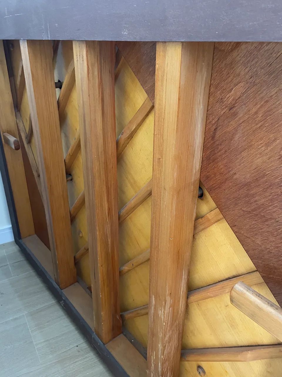 Piano Essenfelder em ótimo estado e com som lindo! - Foto 5