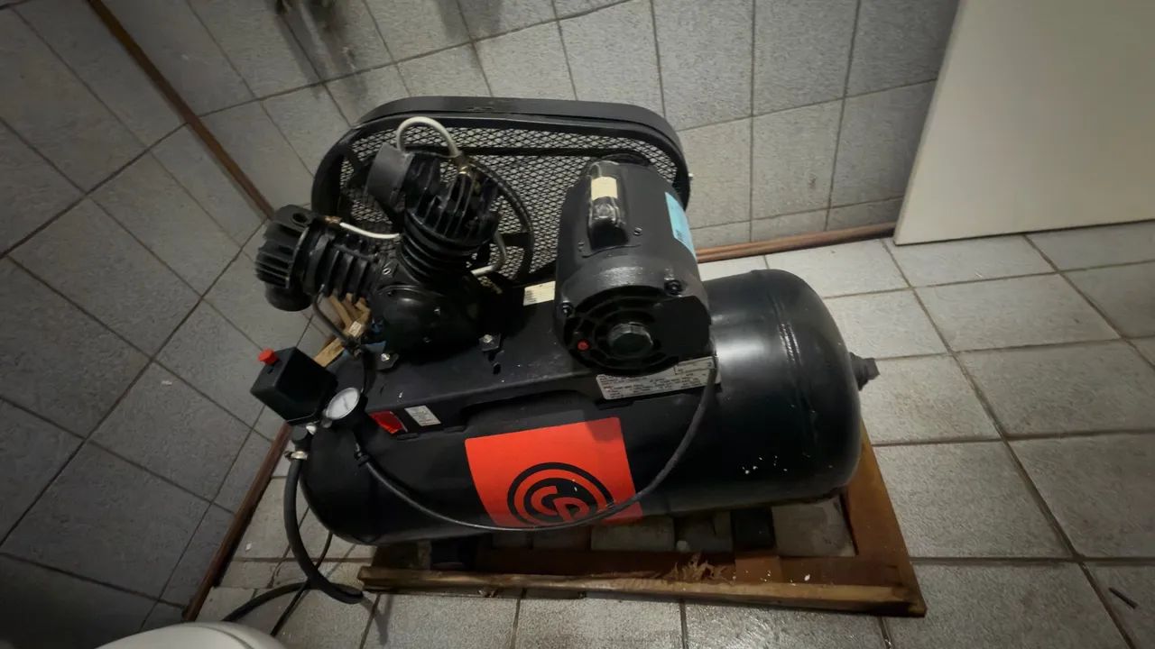 Compressor de Ar - Pouco Uso - Manutenção Recente - Foto 2