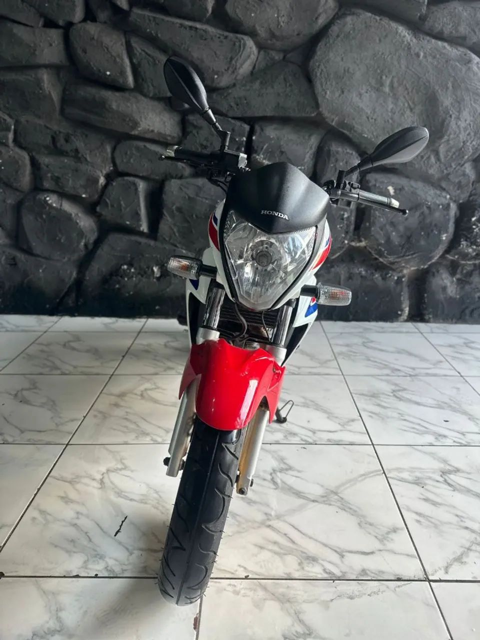 CB 300R TRICOLOR  - Foto 3