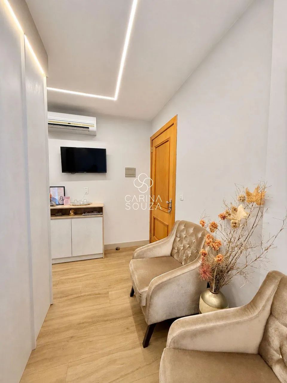 EXCLUSIVIDADE | Sala Comercial Mobiliada e Decorada REF: 551 - Foto 2