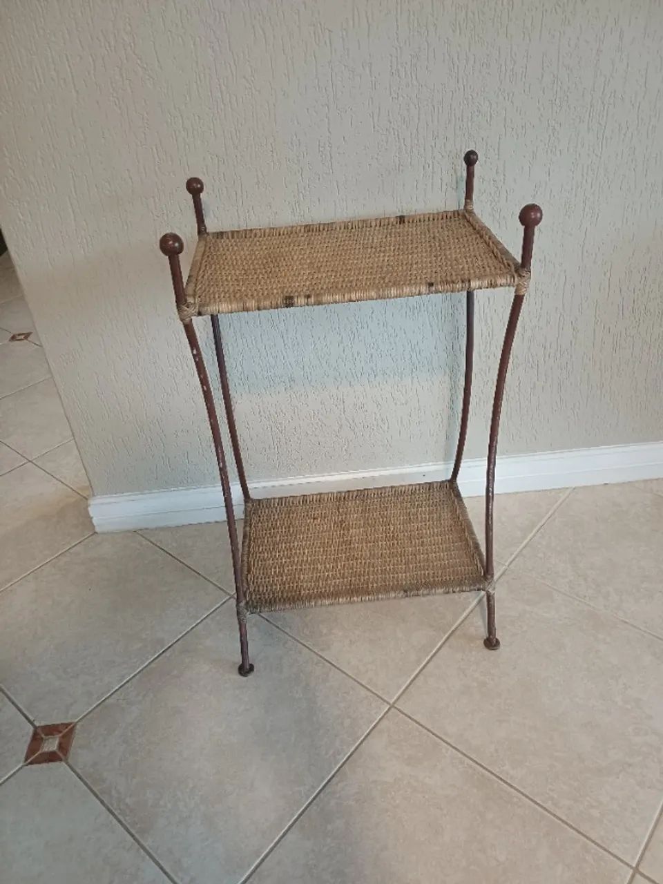 Conjunto de mesa de jantar com 6 cadeiras, mesa de centro, mesa de canto e bar em Ratan - Foto 5