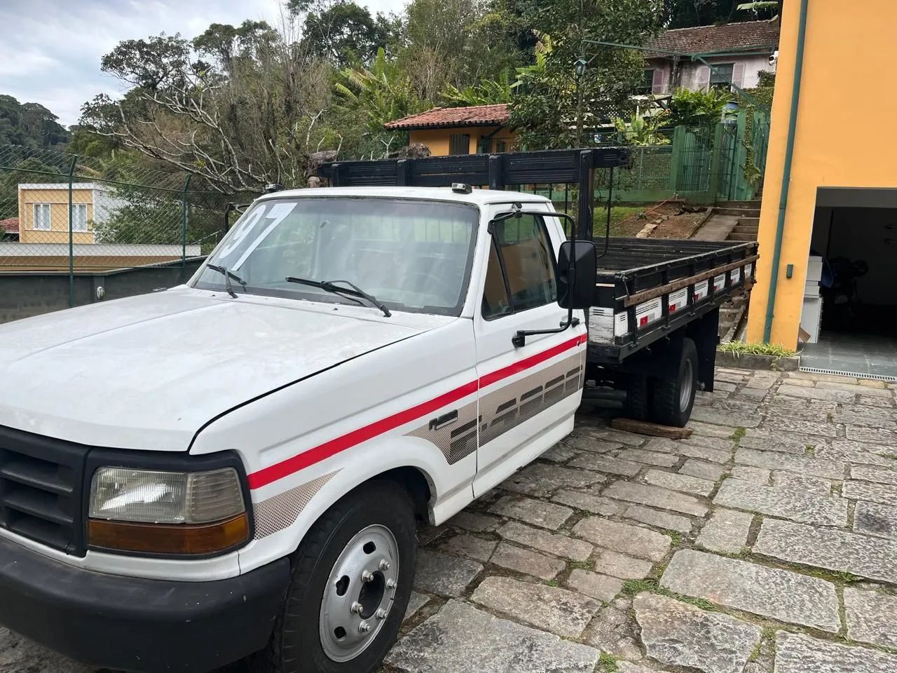 Caminhão 3/4 - Foto 2
