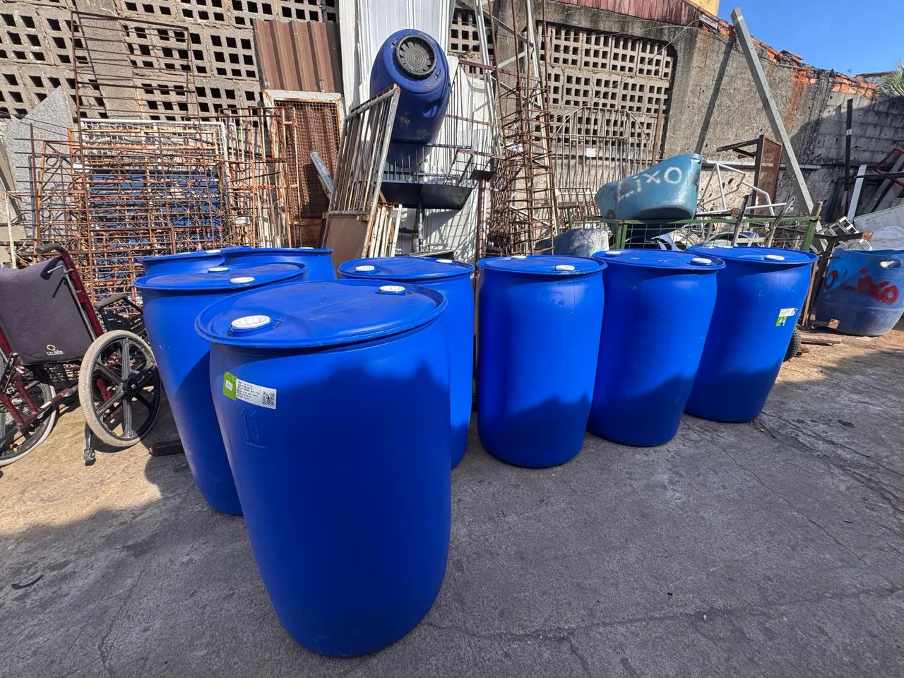 Tonel 200 litros de plástico químico  - Foto 3