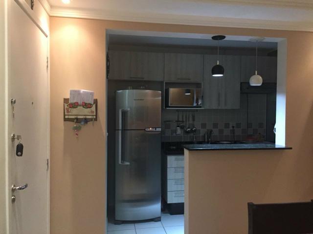 Apartamento com planejados, vila branca