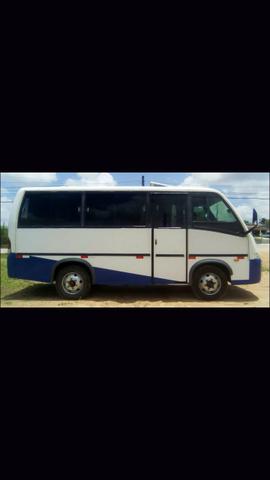 Vende-se ou troca-se micro-ônibus - Foto 2