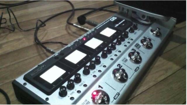 Zoom G5 + BAG + Amplificador Meteoro Nitrous Drive