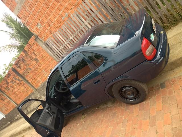 Corsa sedan - Foto 3