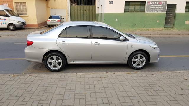Corolla GLI 1.8 Flex Automático - Foto 8