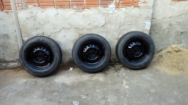 4 pneus completos - Foto 4