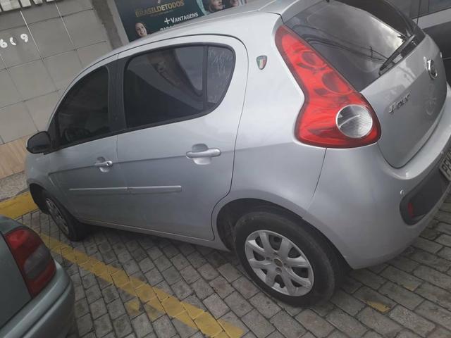 Pálio attractive,,,pra quem procura um carro de procedência e barato